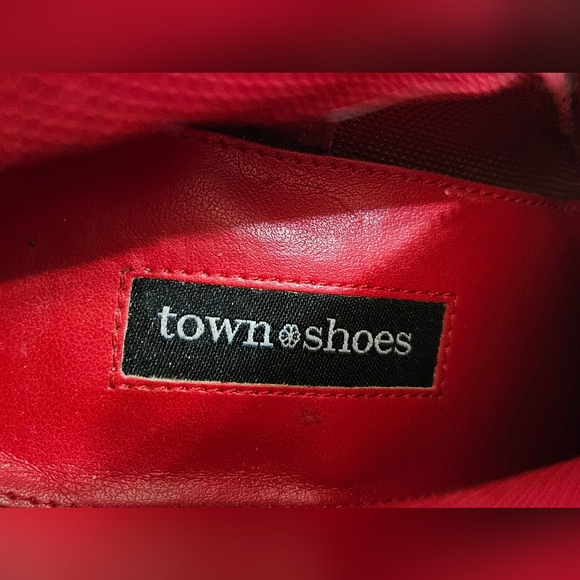 Town Shoes leather booties - Picture 7 of 8